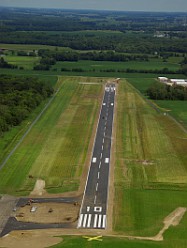 Airport_runway_new