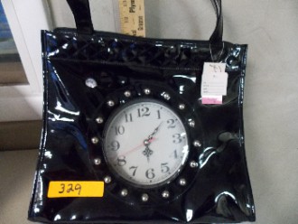 ShopAUction_clock purse