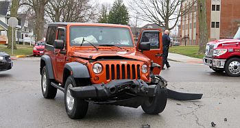 Crash_Jefferson&Walnut_jeep